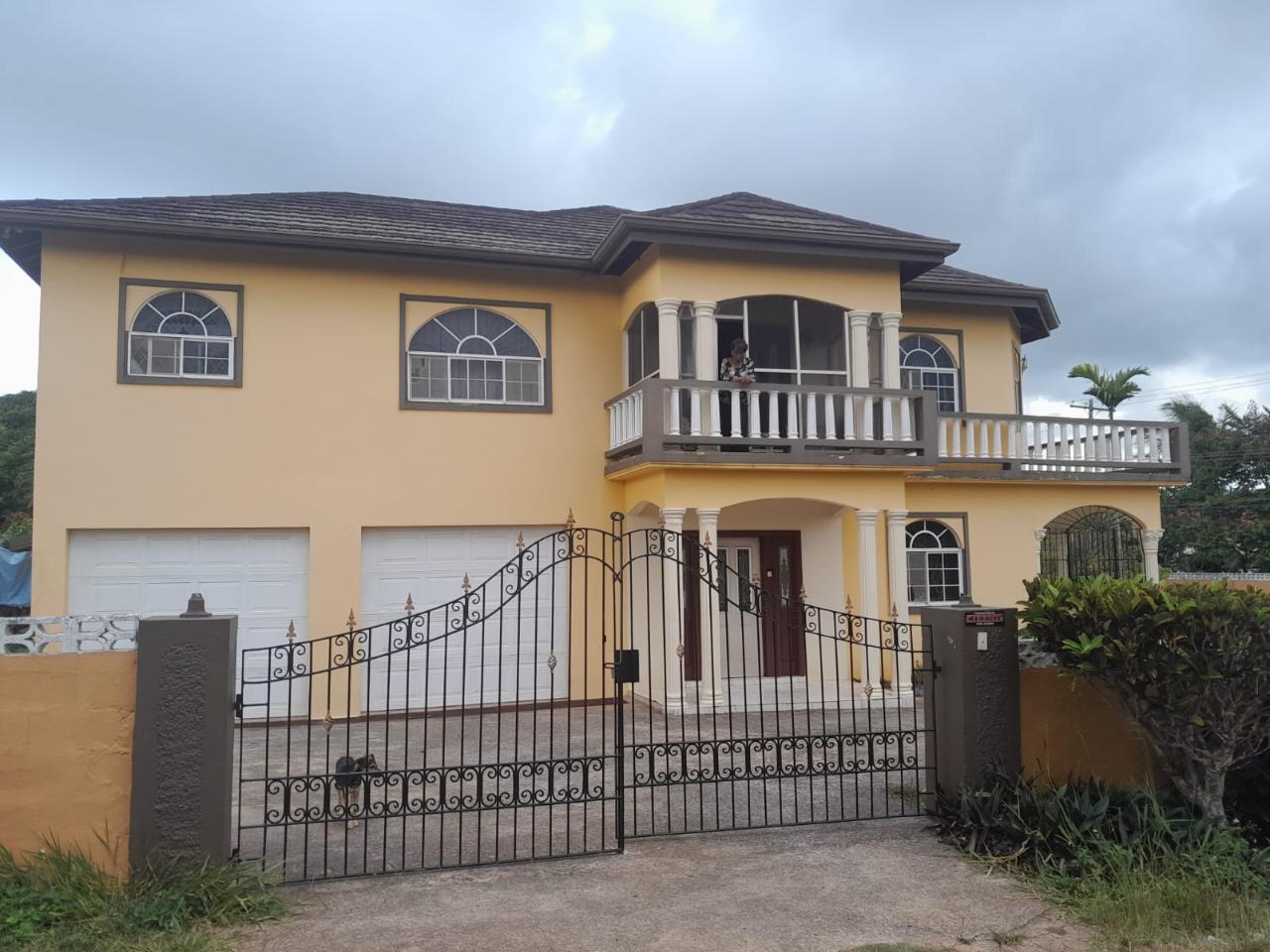 house-for-sale-waltham-mandeville-mandeville-40-000-000-keez