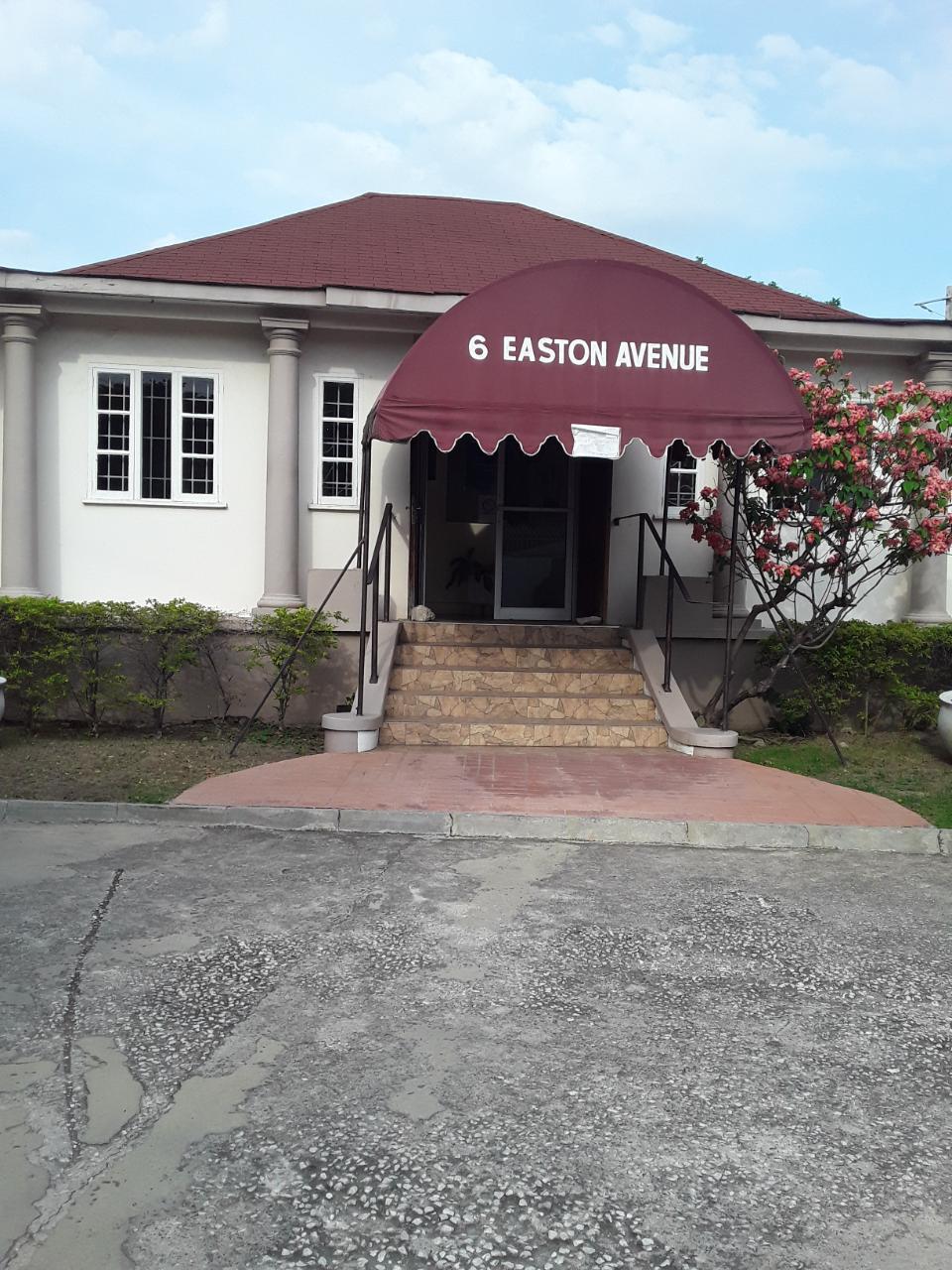 Offices / Commercial Bldg For Rent EASTON AVENUE, Kingston 5