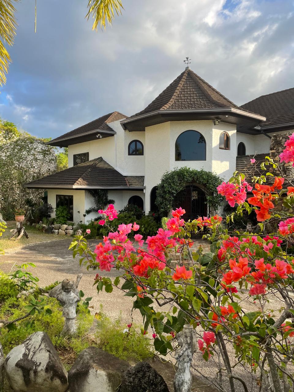 House For Sale SUNSET BLVD, Kingston 8 1,900,000 Keez