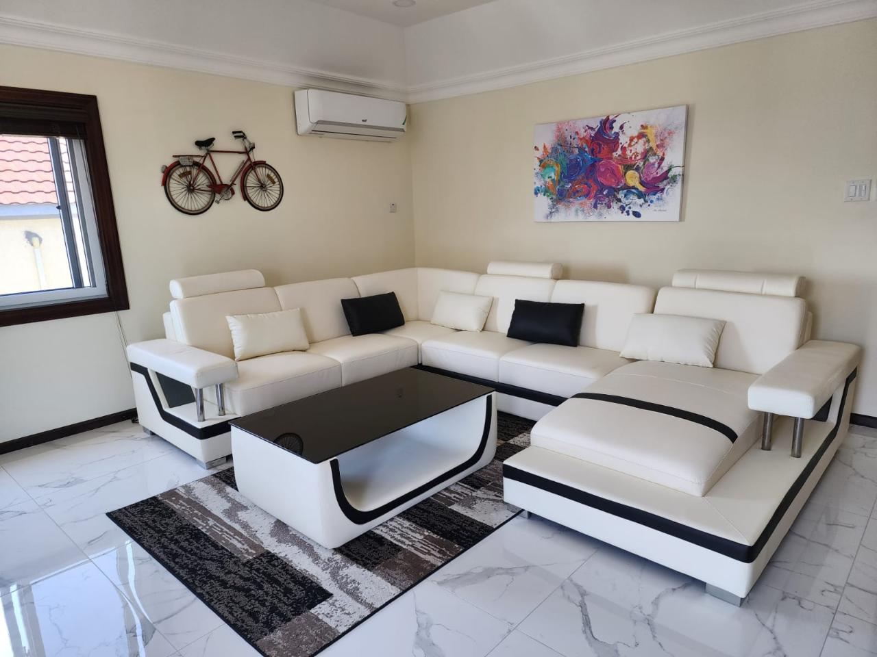 Apartment For Rent BUENA VISTA, Kingston 6 1,600 Keez