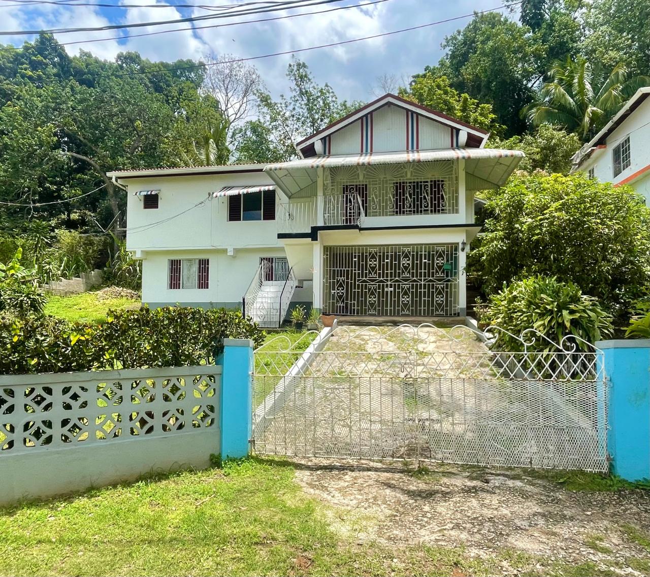 House For Sale INGLESIDE, Browns Town 26,500,000 Keez