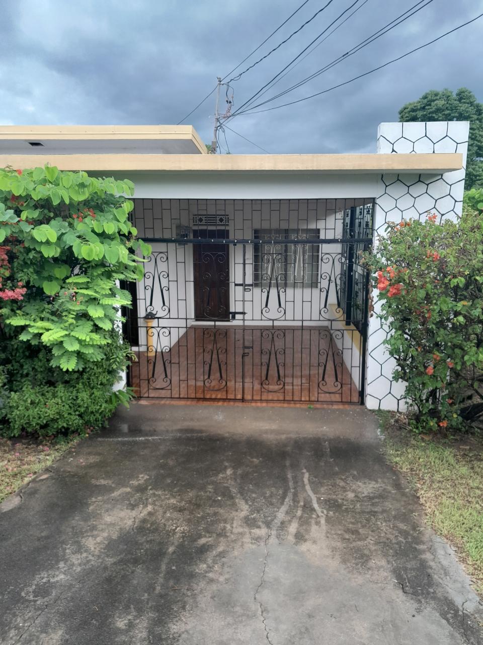 House For Sale: STEVENSON AVENUE, Kingston 8 | $1,000,000 | Keez