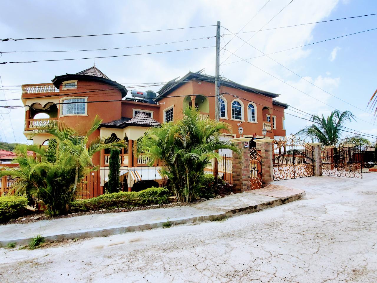 Apartment For Rent PORTO BELLO HEIGHTS, Montego Bay 75,000 Keez