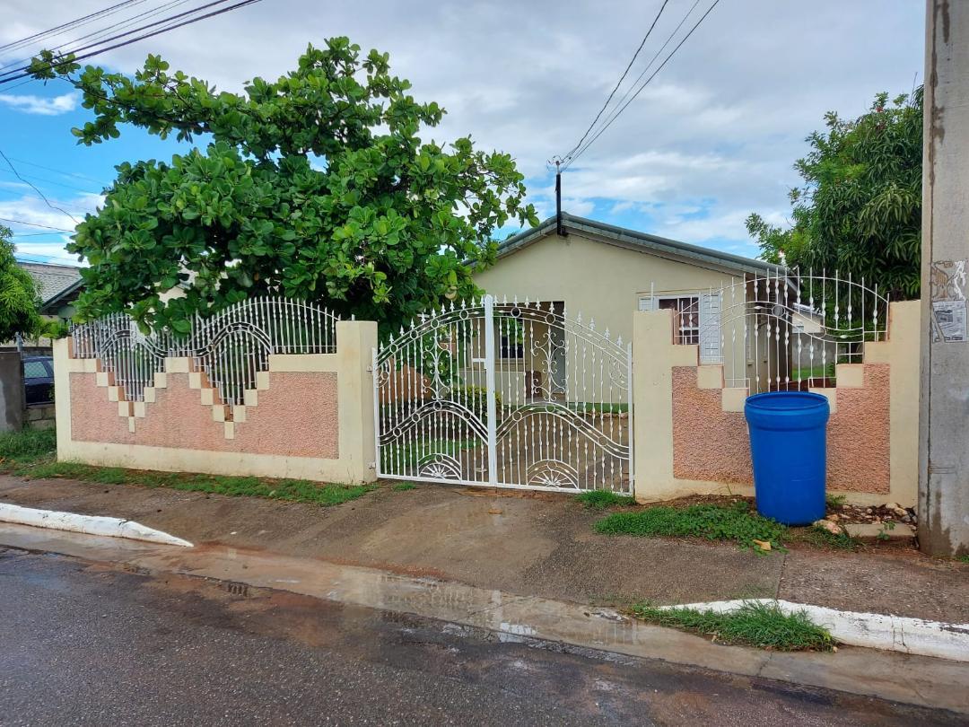 House For Sale FLINT CLOSE HELLSHIRE G, Hellshire Heights 19,000,000 Keez