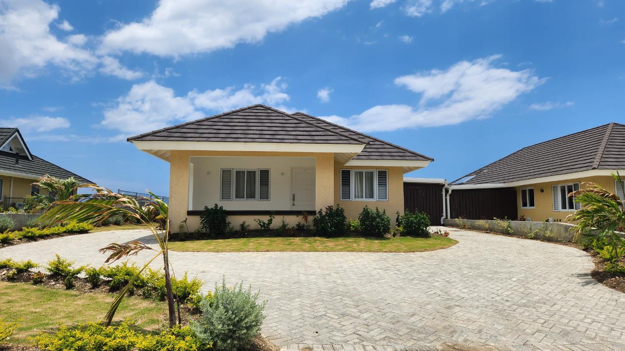 House For Rent THE CREST, RICHMOND ESTAT, 680 1,550 Keez