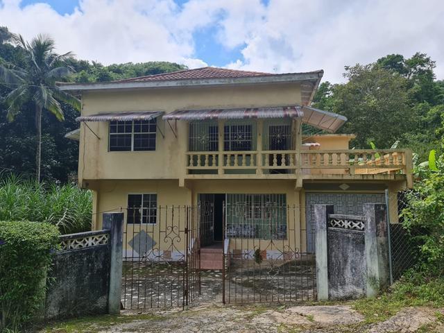 House For Sale: Blowfire, Lime Hall 