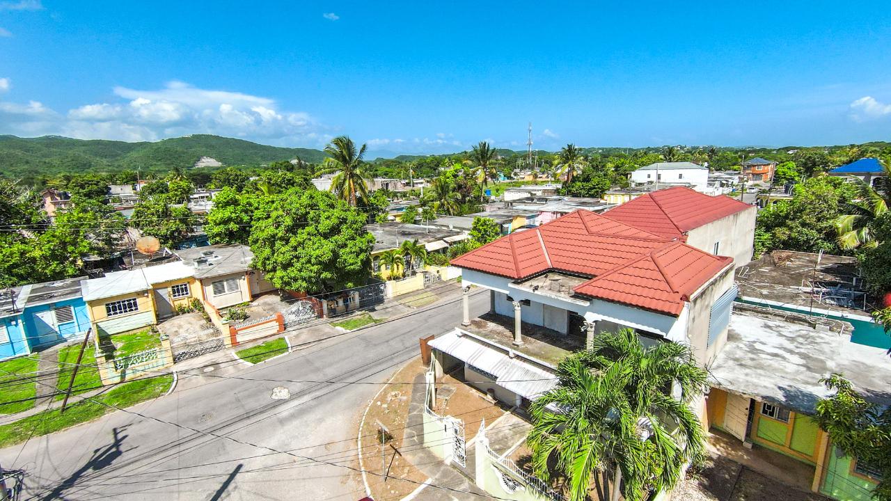 House For Sale BAUHINIA COURT, Spanish Town 19,999,999 Keez