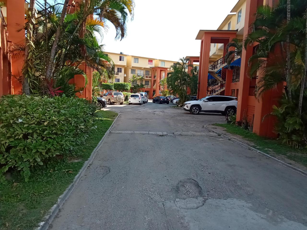 Apartment For Sale DUNROBIN ACRES, PHASE 1,, Kingston 10 26,000,000