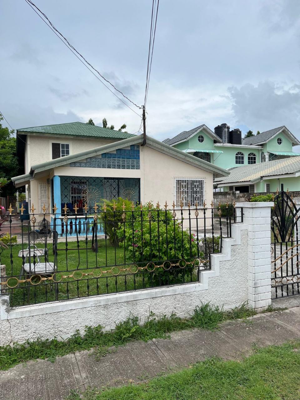 House For Sale NEW HARBOUR VILLAGE 4, Old Harbour 24,000,000 Keez