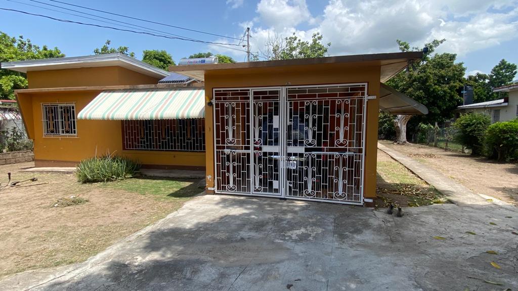 House For Rent LORRAINE AVENUE, KINGSTON, Kingston 10 120,000 Keez