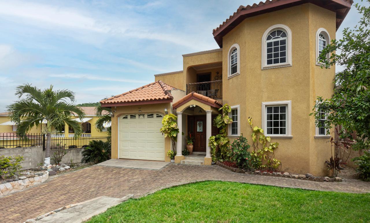 House For Sale PINE BOULEVARD, Kingston 6 617,000 Keez