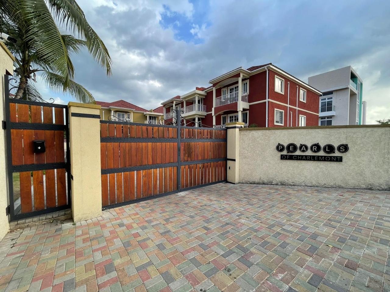 Apartment For Rent 20 22 CHARLEMONT DRIVE, Kingston 6 1,700 Keez