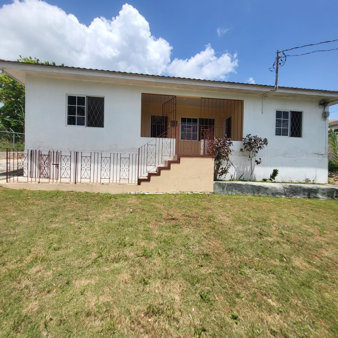 House For Sale HIGHWAY DRIVE, Mandeville 24,000,000 Keez
