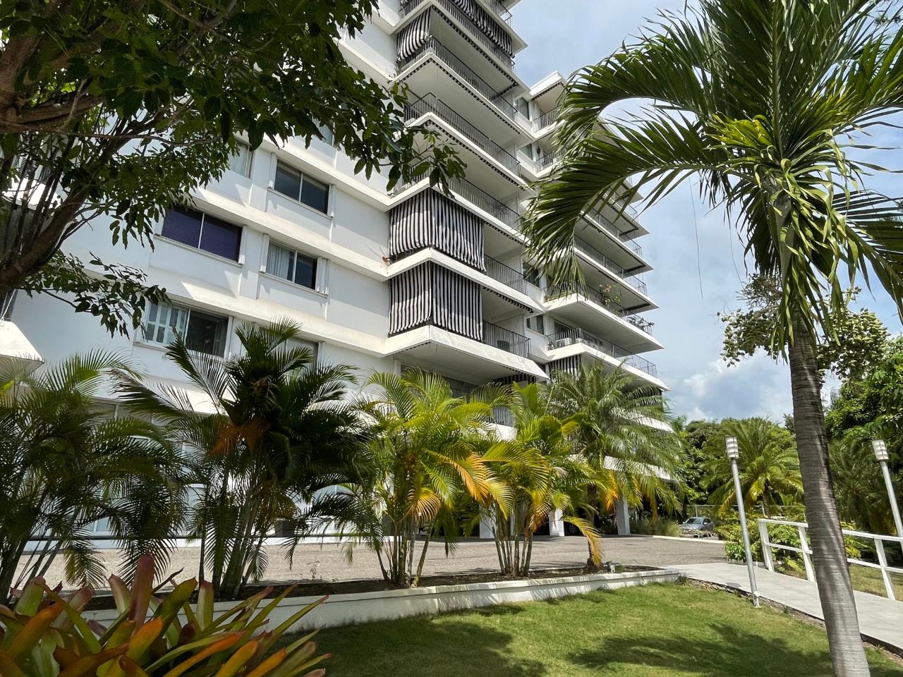 Apartment For Rent MANOR PARK DRIVE, Kingston 8 1,500 Keez