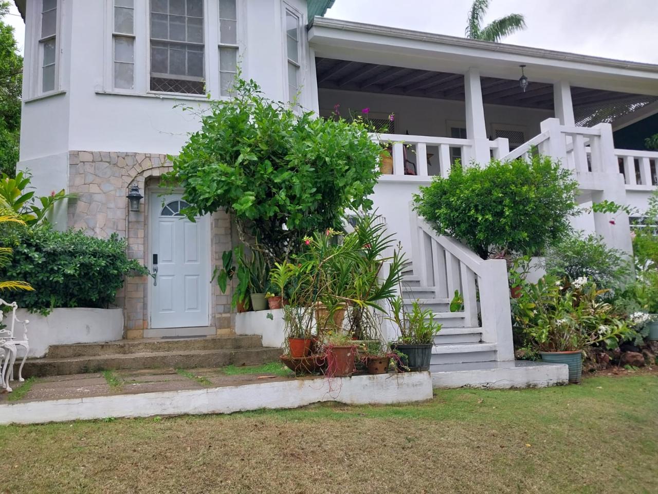 House For Sale UNITY HALL, READING, ST., 310 1,200,000 Keez