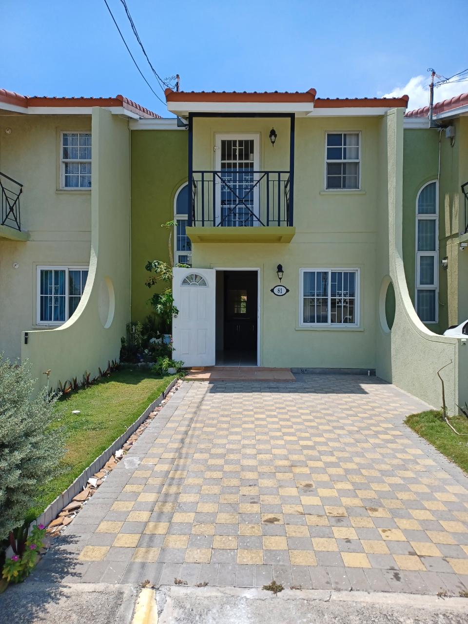 Townhouse For Rent LINGFIELD CRESCENT, 1883 1,000 Keez