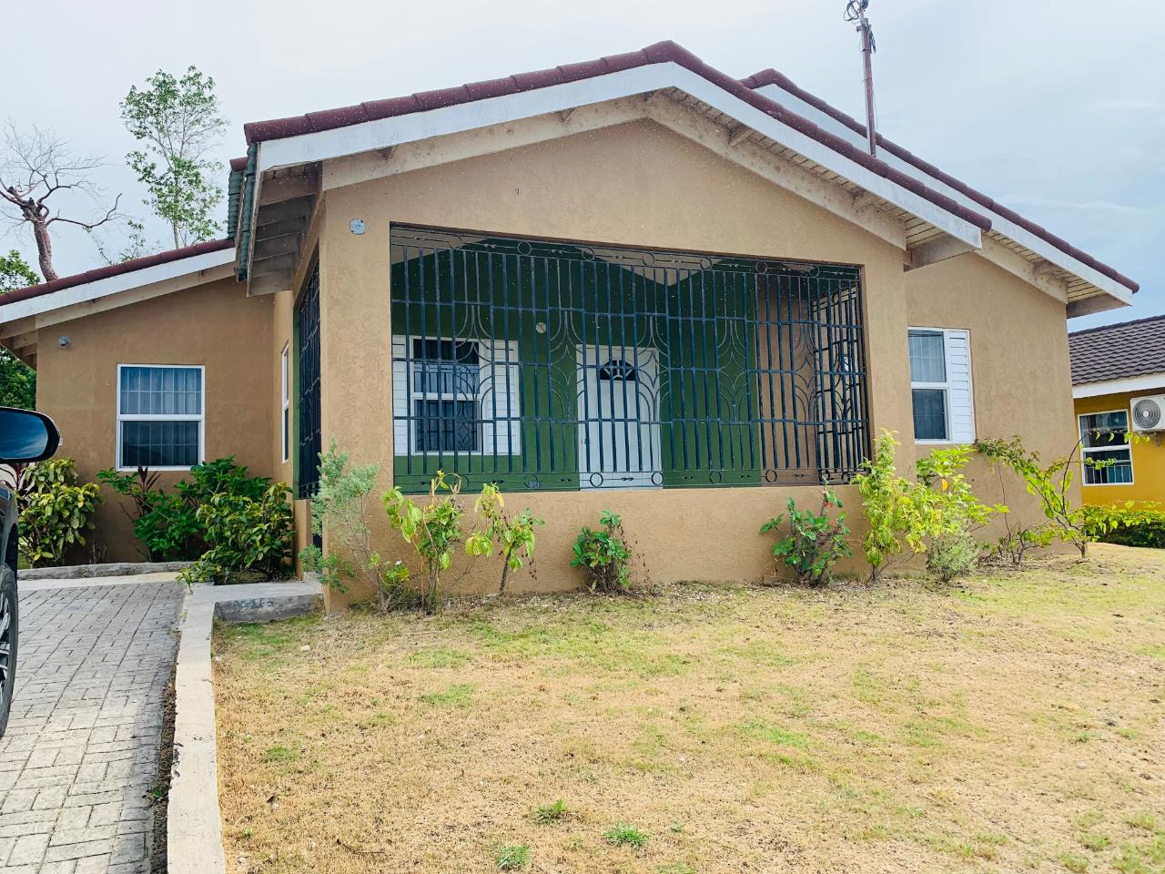 House For Rent: STONEBROOK MANOR, Falmouth | $1,500 | Keez