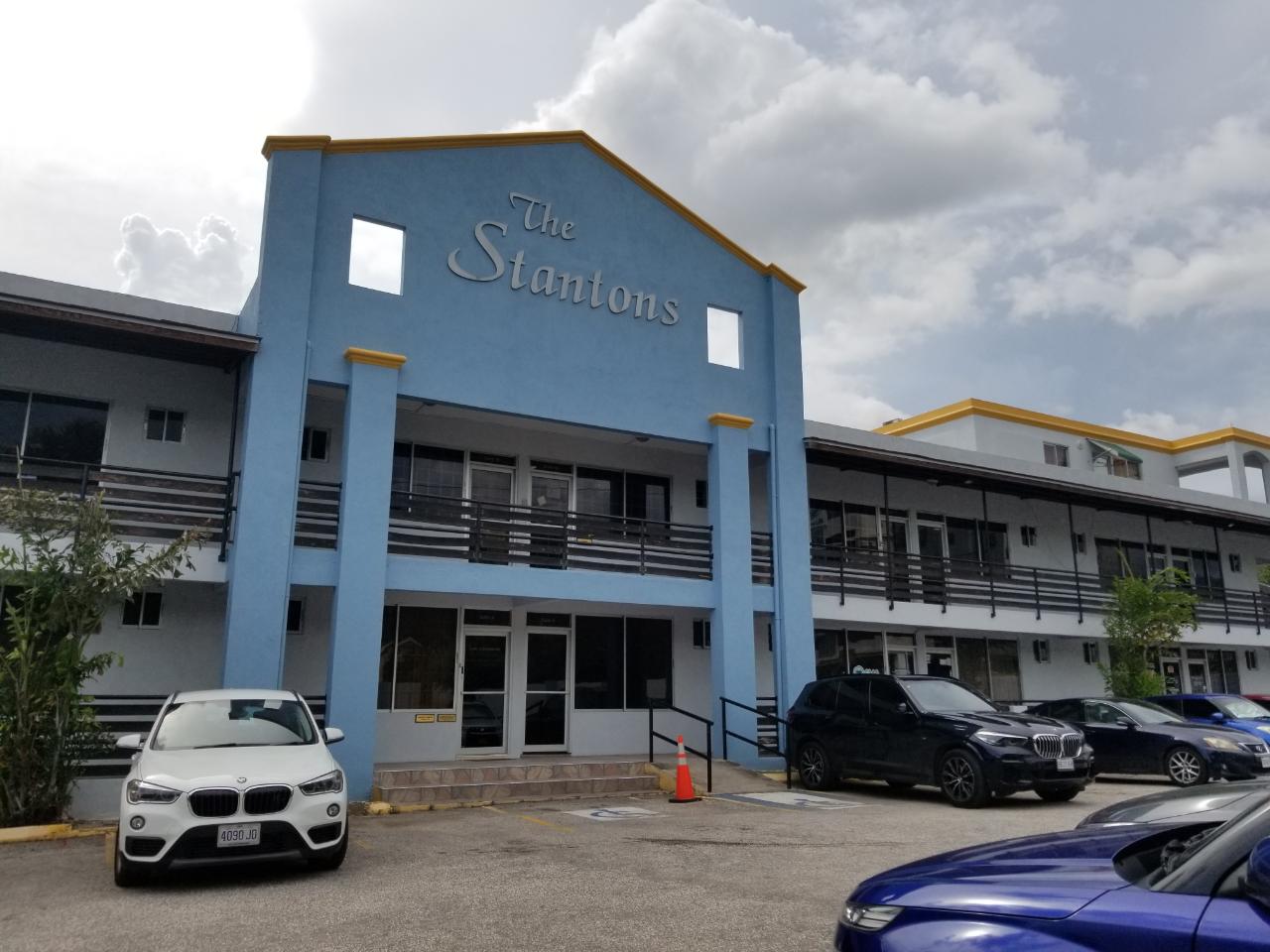 Offices / Commercial Bldg For Rent STANTON TERRACE, Kingston 6