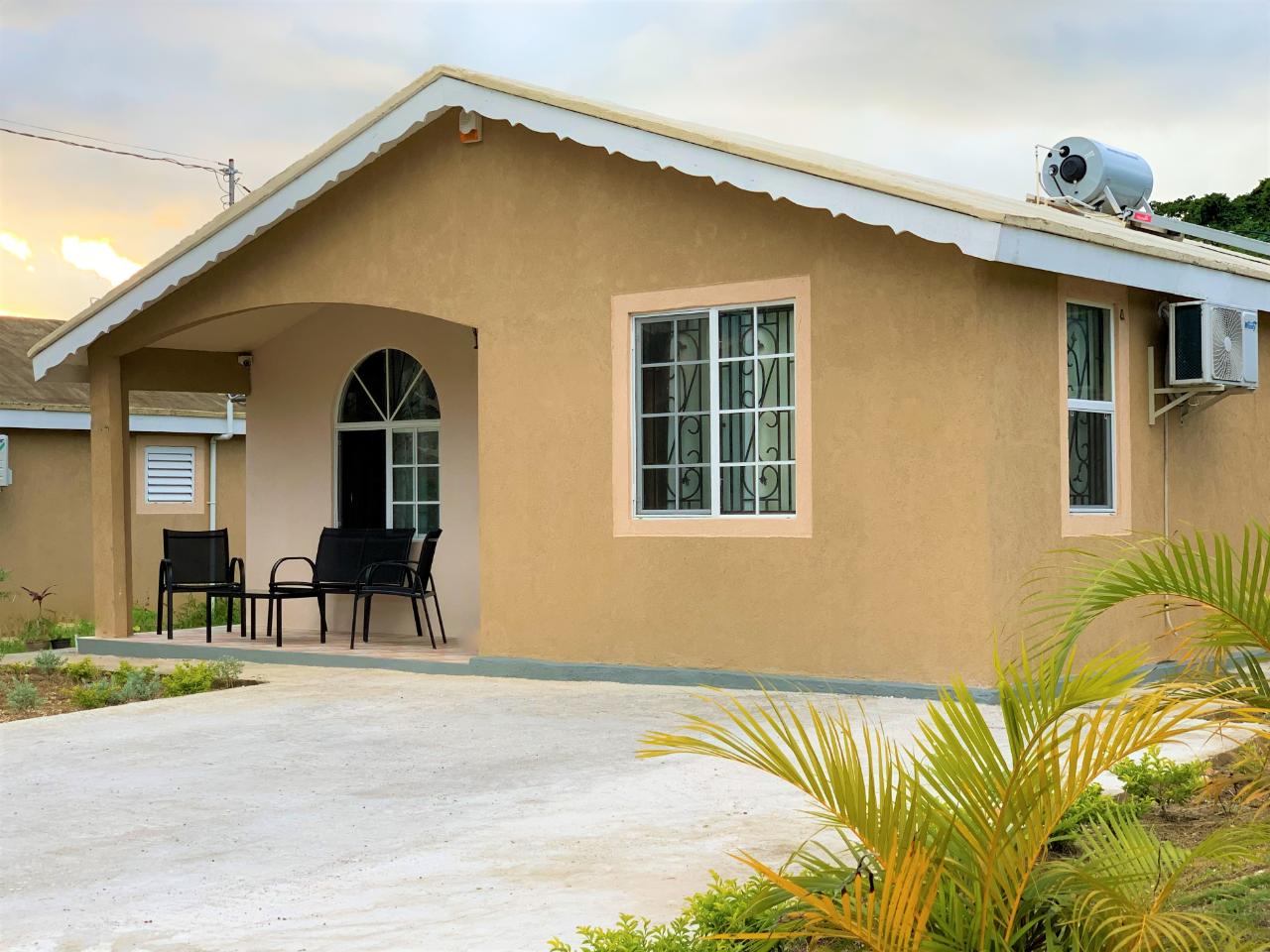 House For Rent MONTEGO WEST VILLAGE, Montego Bay 130,000 Keez