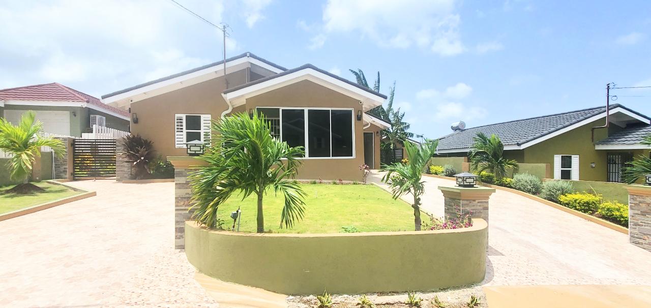 House For Rent STONEBROOK MANOR, Falmouth 1,650 Keez