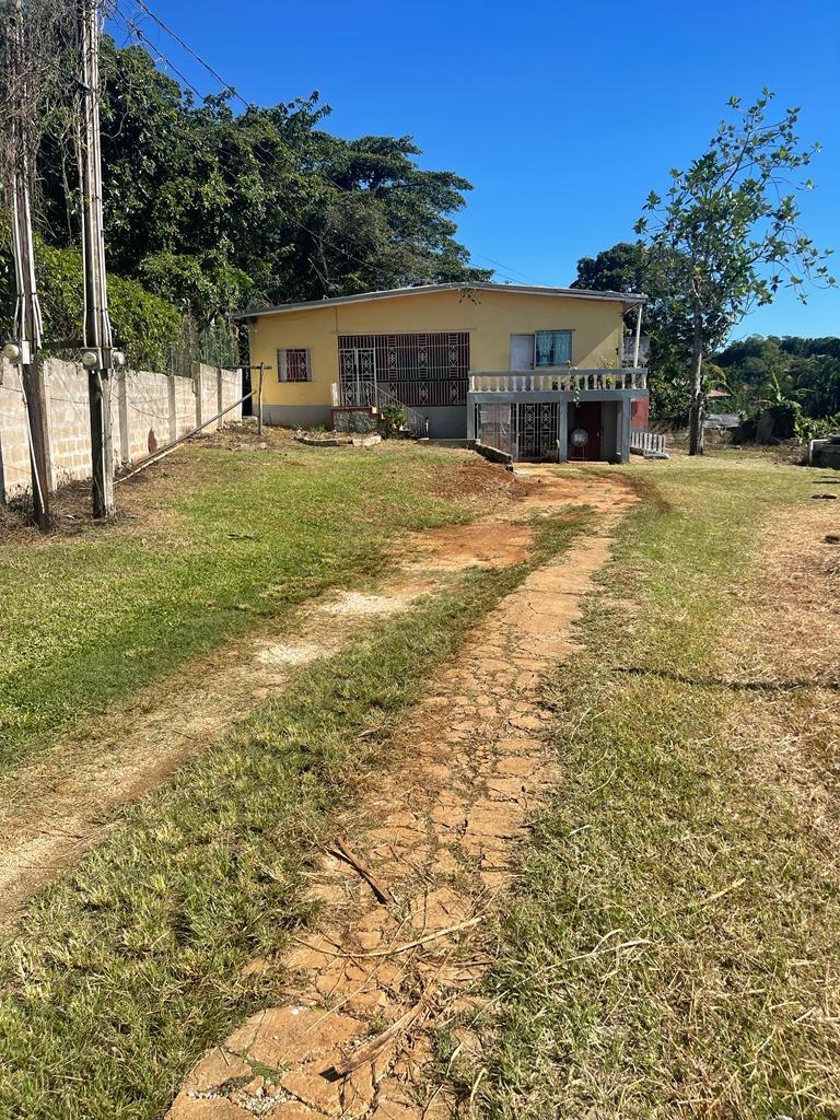 House For Sale KNOWLES ROAD, Mandeville 35,000,000 Keez