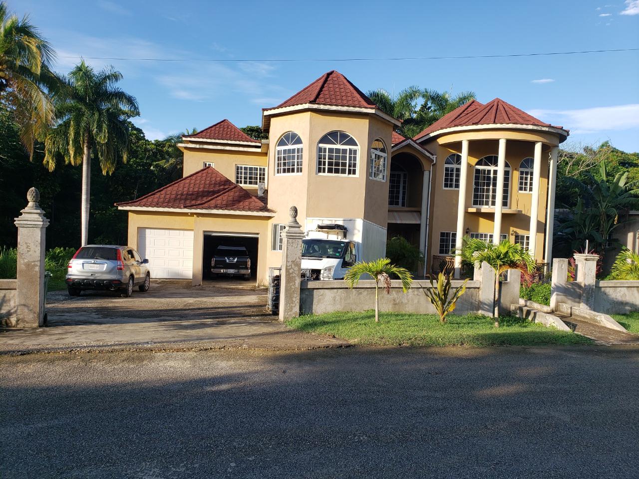 House For Sale ORCHARD GARDENS, 950 550,000 Keez