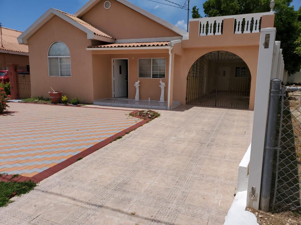 House For Rent GRENADA BLVD, 1880 190,000 Keez