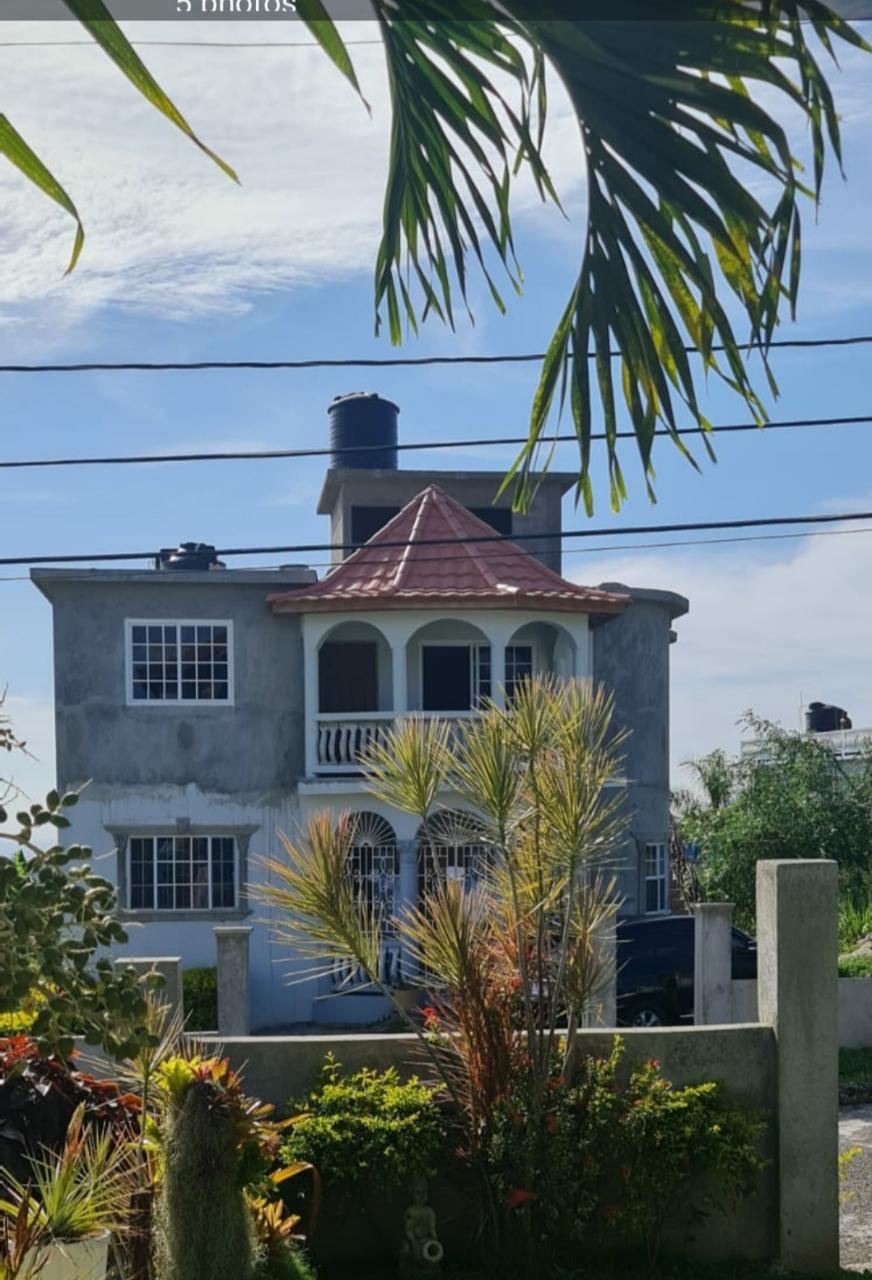 Apartment For Rent ST. MATTHEWS AVENUE, PARA, Montego Bay 75,000 Keez