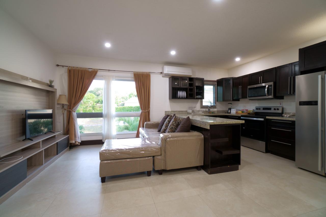 Apartment For Rent CARDIFF HALL, PALAZZO, Runaway Bay 1,300 Keez