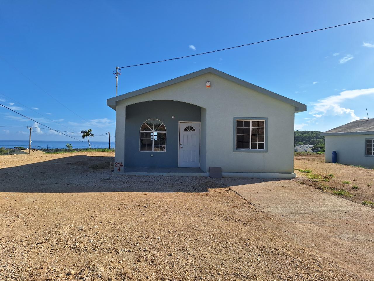 House For Rent CAMELOT VILLAGE PHASE 4, Discovery Bay 110,000 Keez