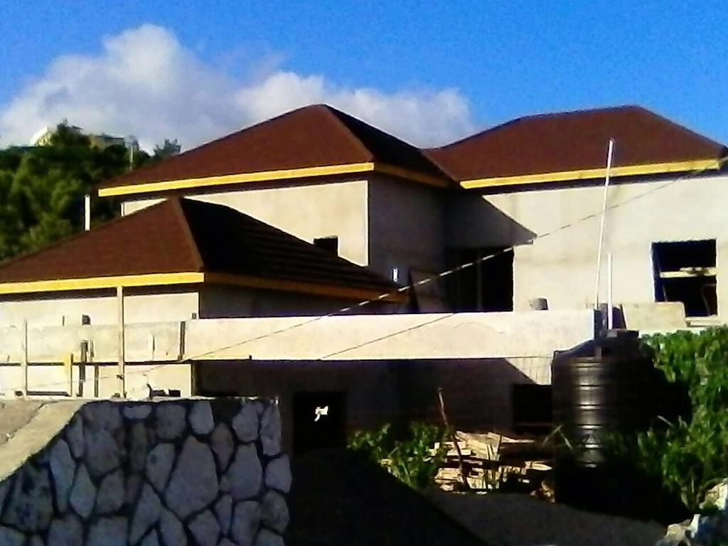 House For Sale WOODLAND GROVE, Red Hills 50,000,000 Keez