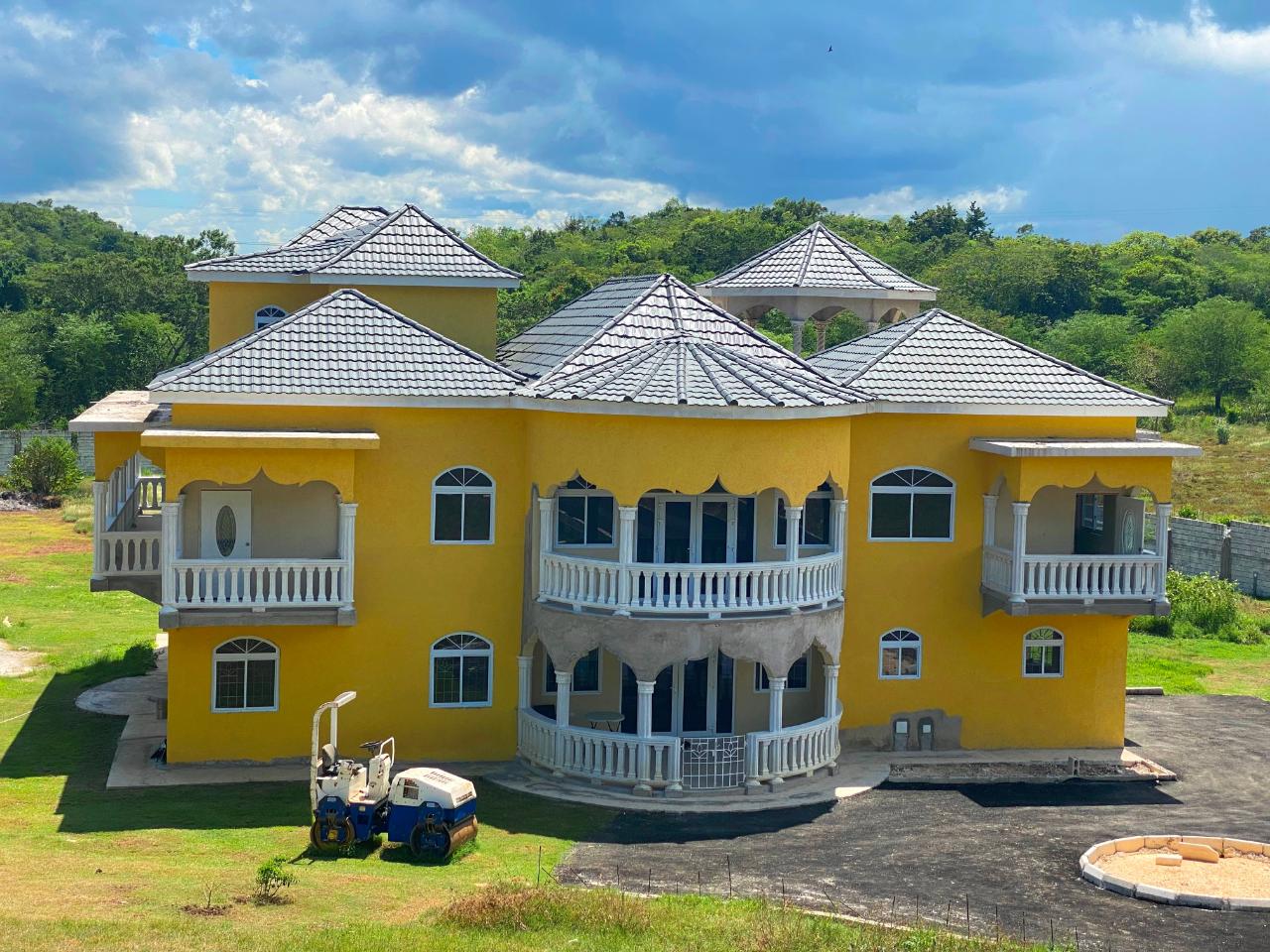 House For Sale CONTENT ADELPHI, Adelphi 800,000 Keez