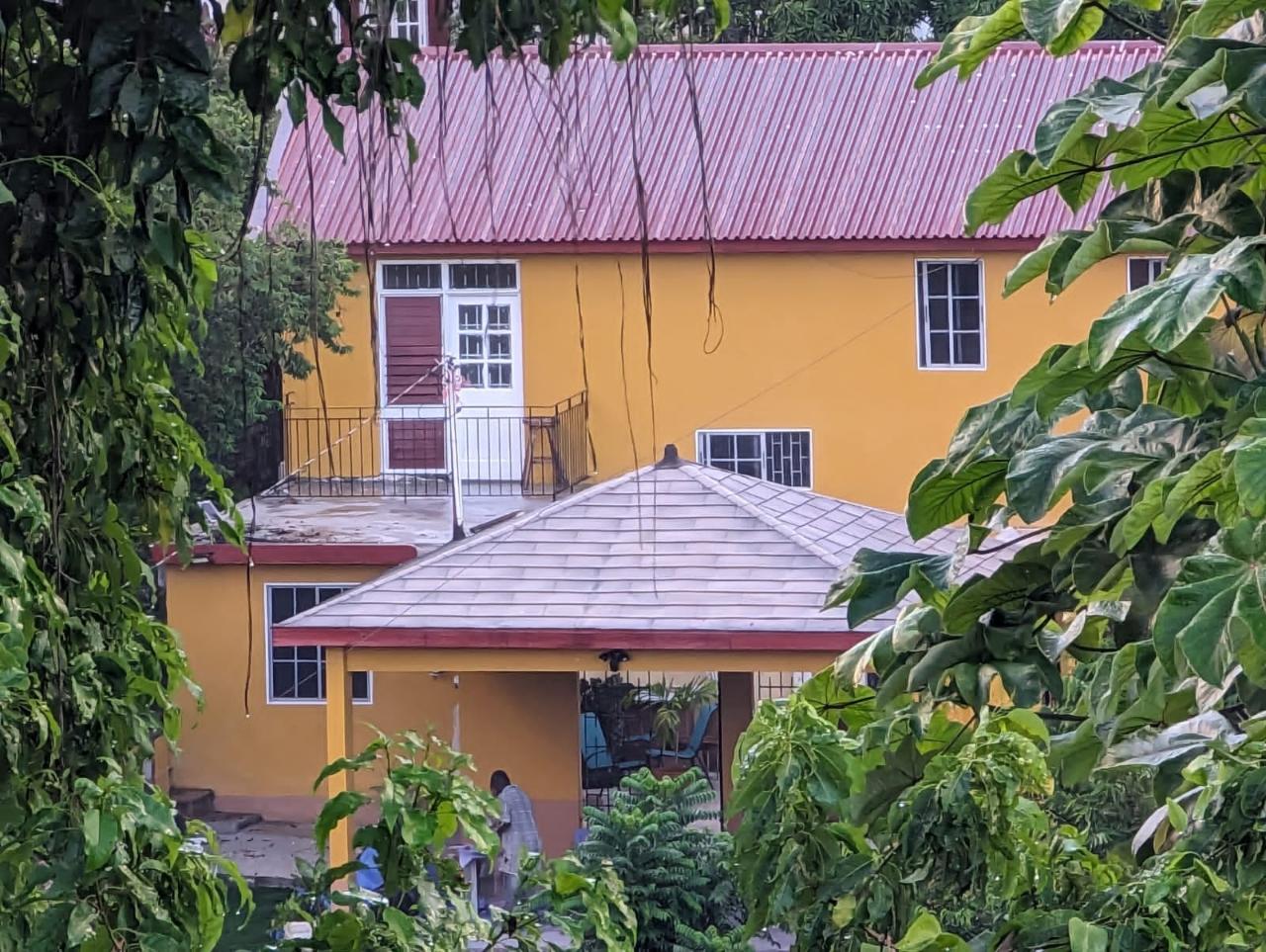 House For Rent SUMMIT HEIGHTS, 2686 180,000 Keez