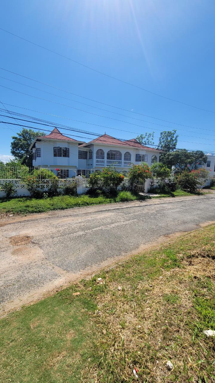 House For Sale POINSETTIA DRIVE, 2021 270,000 Keez