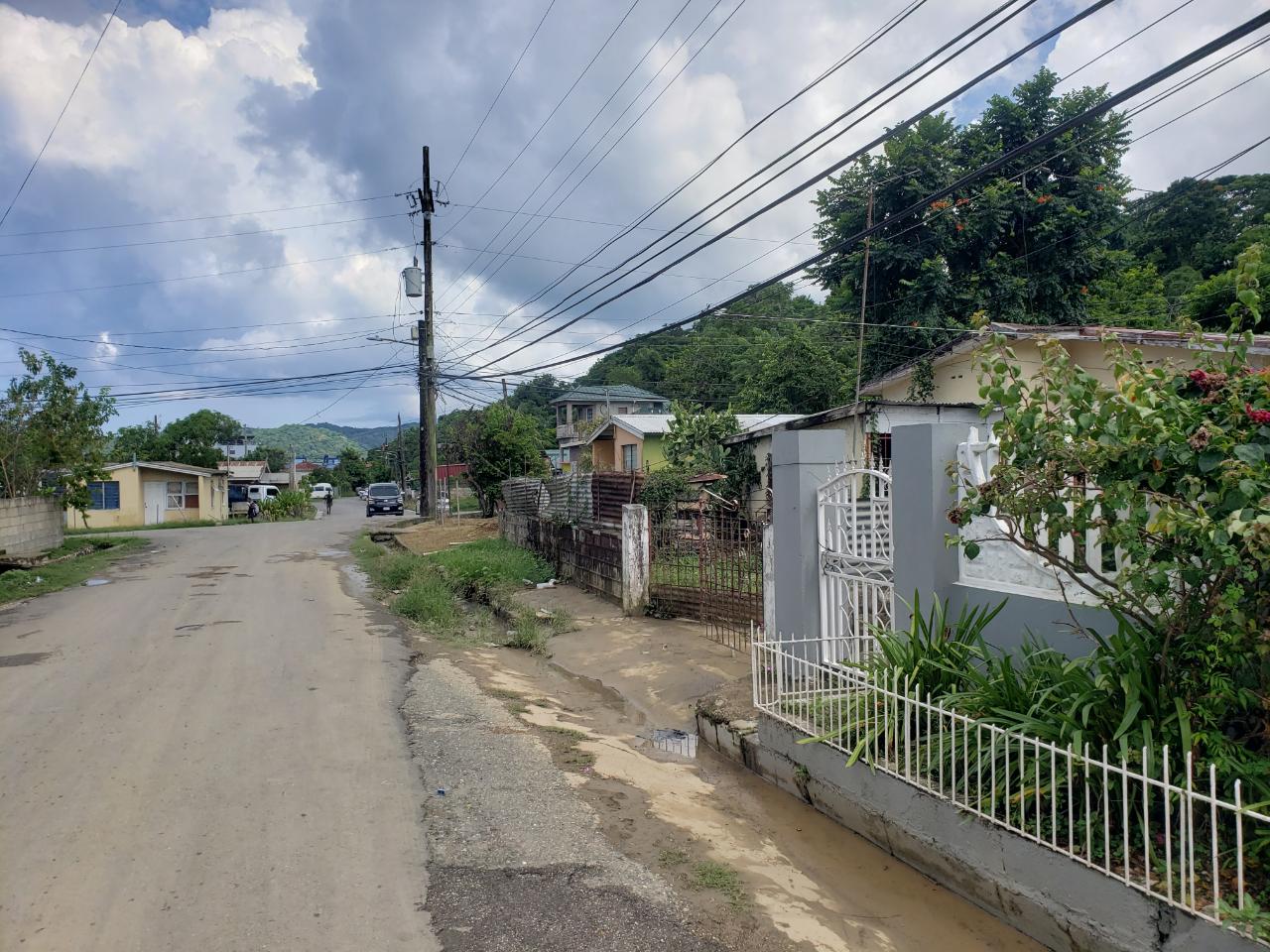 House For Sale MILLER DRIVE, Lucea 18,000,000 Keez