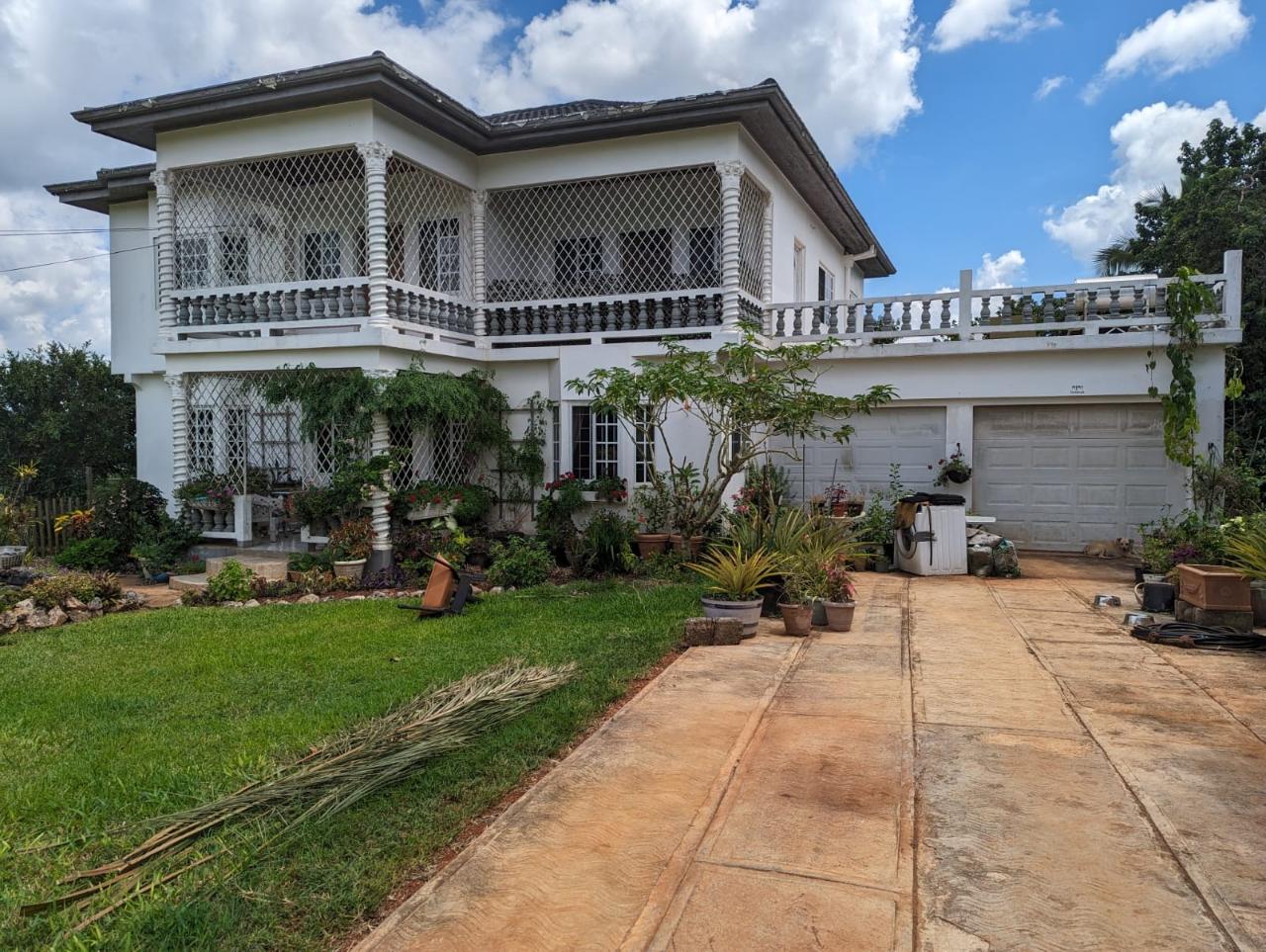 House For Sale PANGOLA CLOSE, Mandeville 42,000,000 Keez