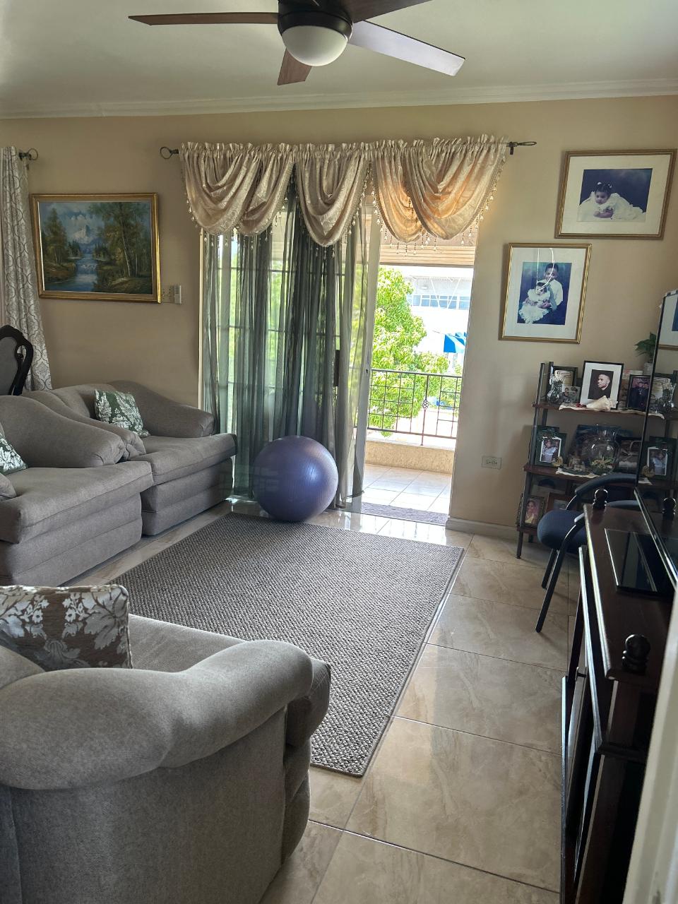 Apartment For Rent WINCHESTER ROAD, Kingston 10 200,000 Keez