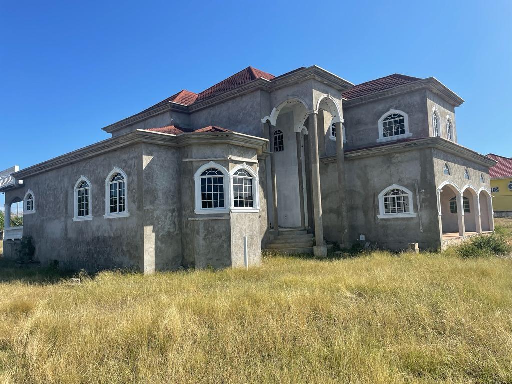 House For Sale FOUR PATHS/TURNERS, CHAPELTON 650,000 Keez