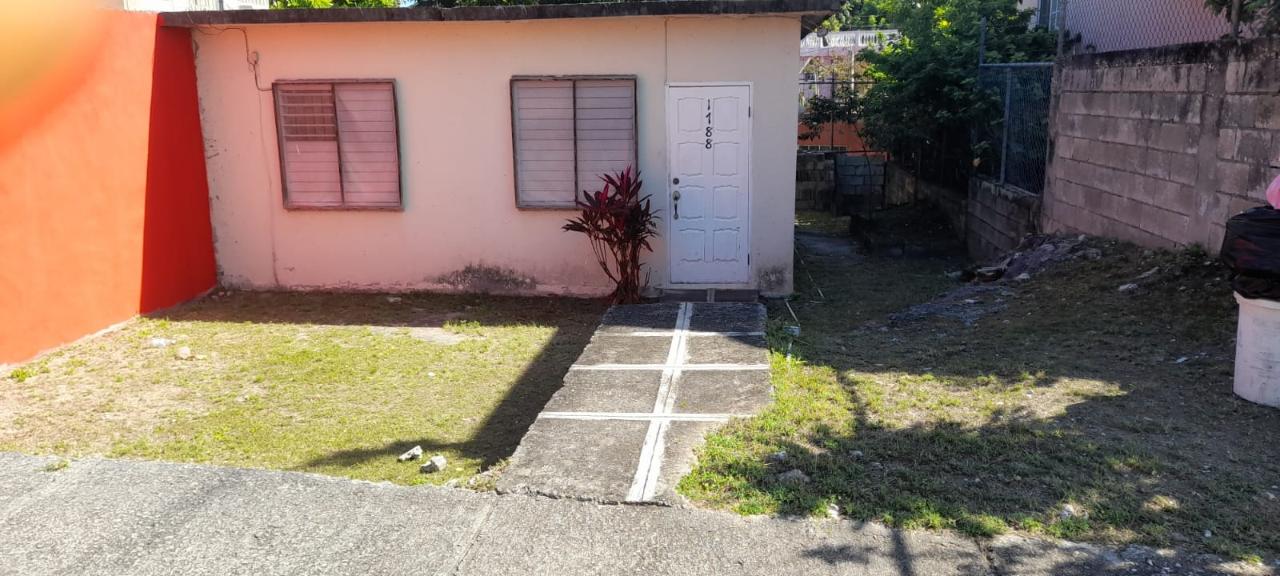 House For Sale ST. MARTIN TERRACE CORNWA, Montego Bay 15,000,000 Keez