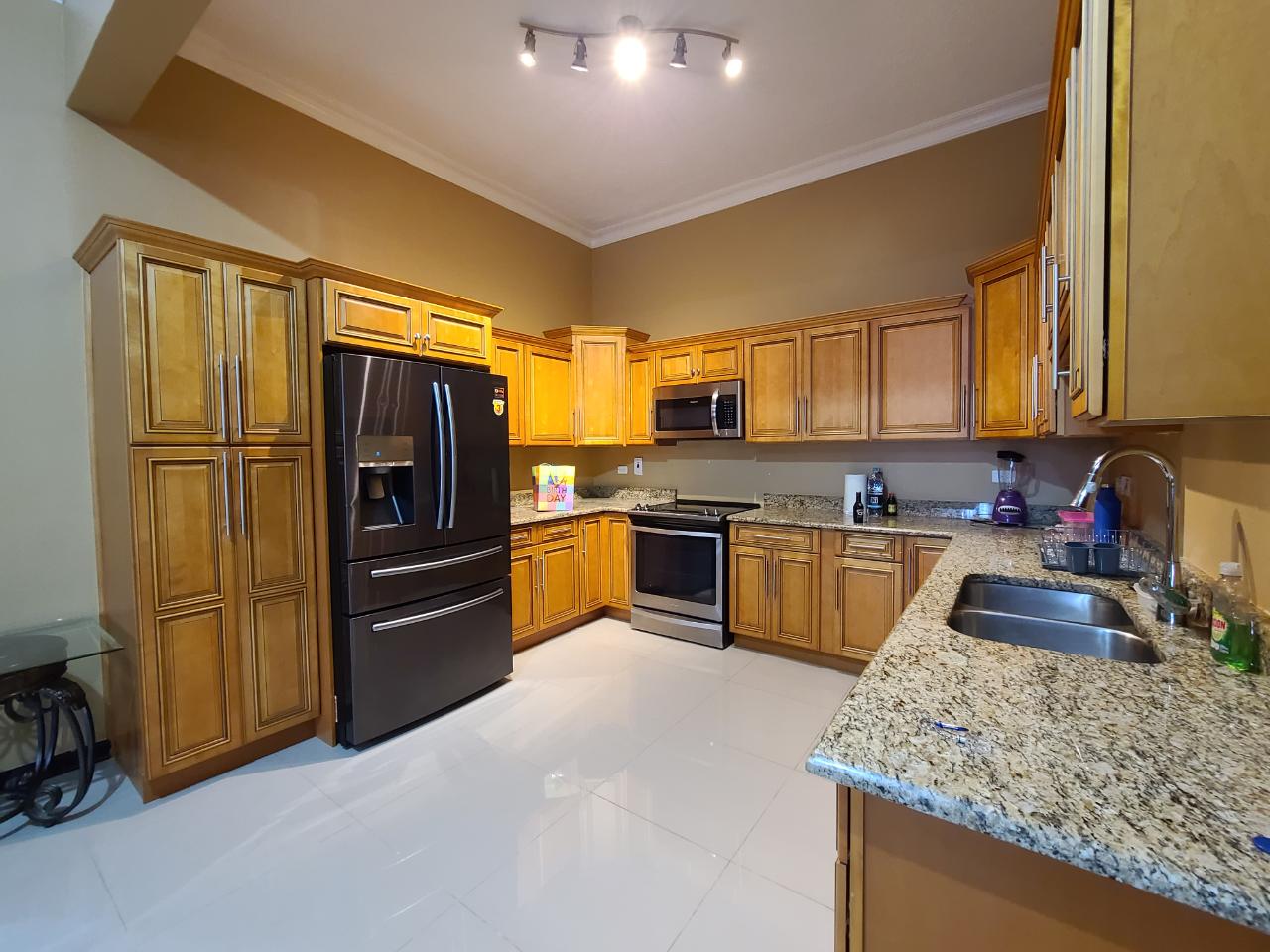 Apartment For Sale HALIFAX AVENUE, Kingston 6 50,000,000 Keez