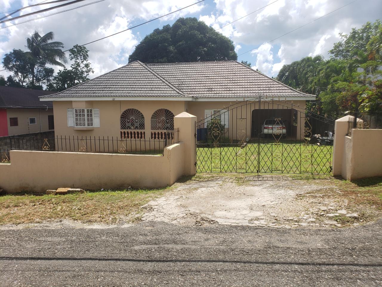 House For Sale 2 West Acre Mandeville Mandeville 30 000 000 Keez