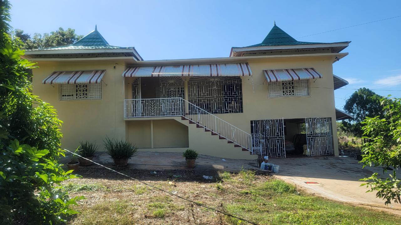 House For Sale LITTLE PARK ST. ELIZABETH, 2250 40,000,000 Keez