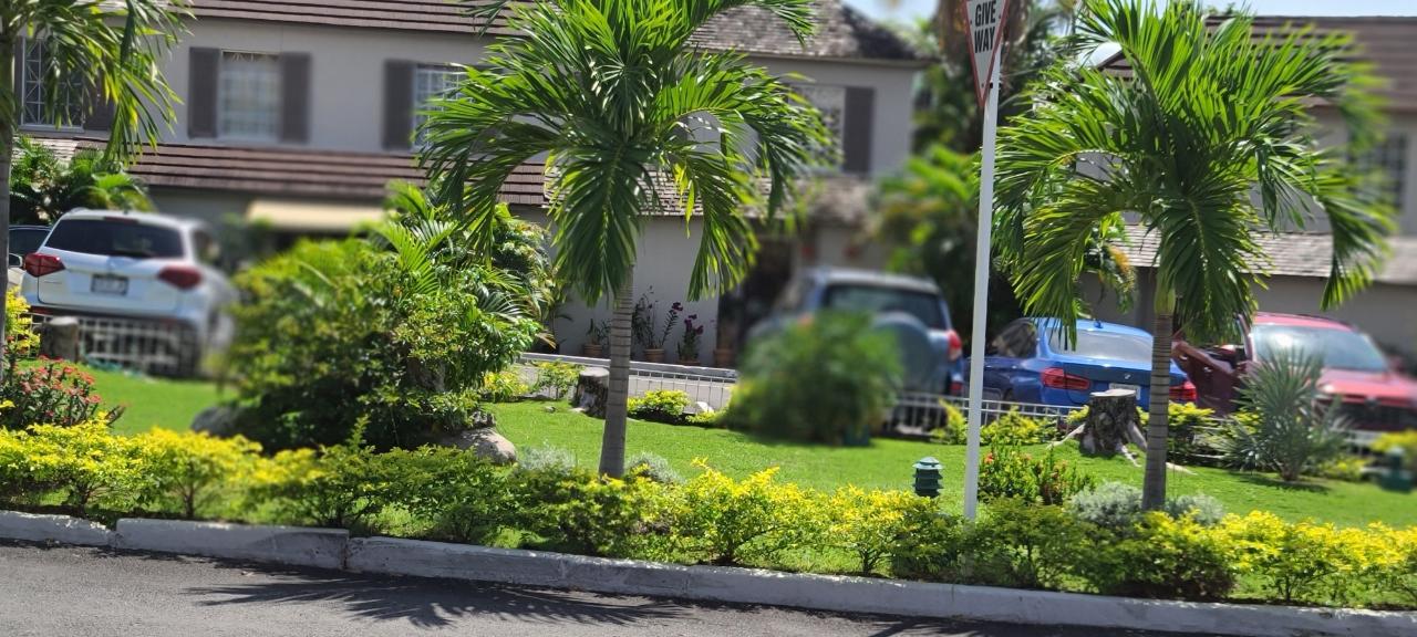 Townhouse For Rent: UPPER MARKWAY, KINGSTON 8, Kingston 8 | $2,000