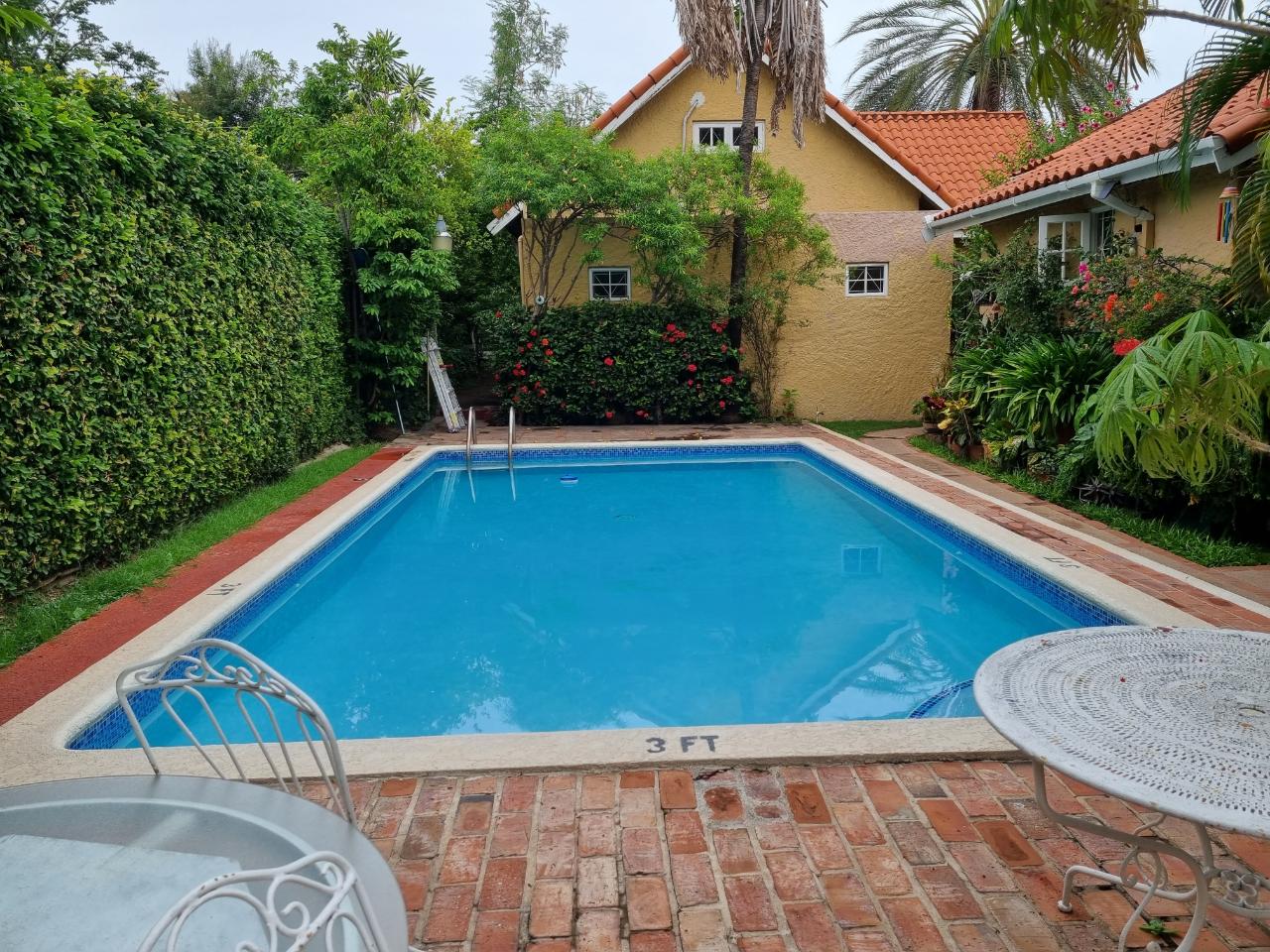 Apartment For Rent HILLCREST AVENUE, Kingston 6 110,000 Keez