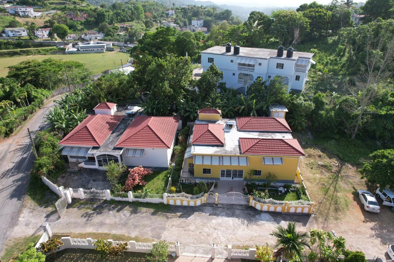 House For Sale HUNTLY, BROWNS TOWN , ST., Huntley 40,000,000 Keez