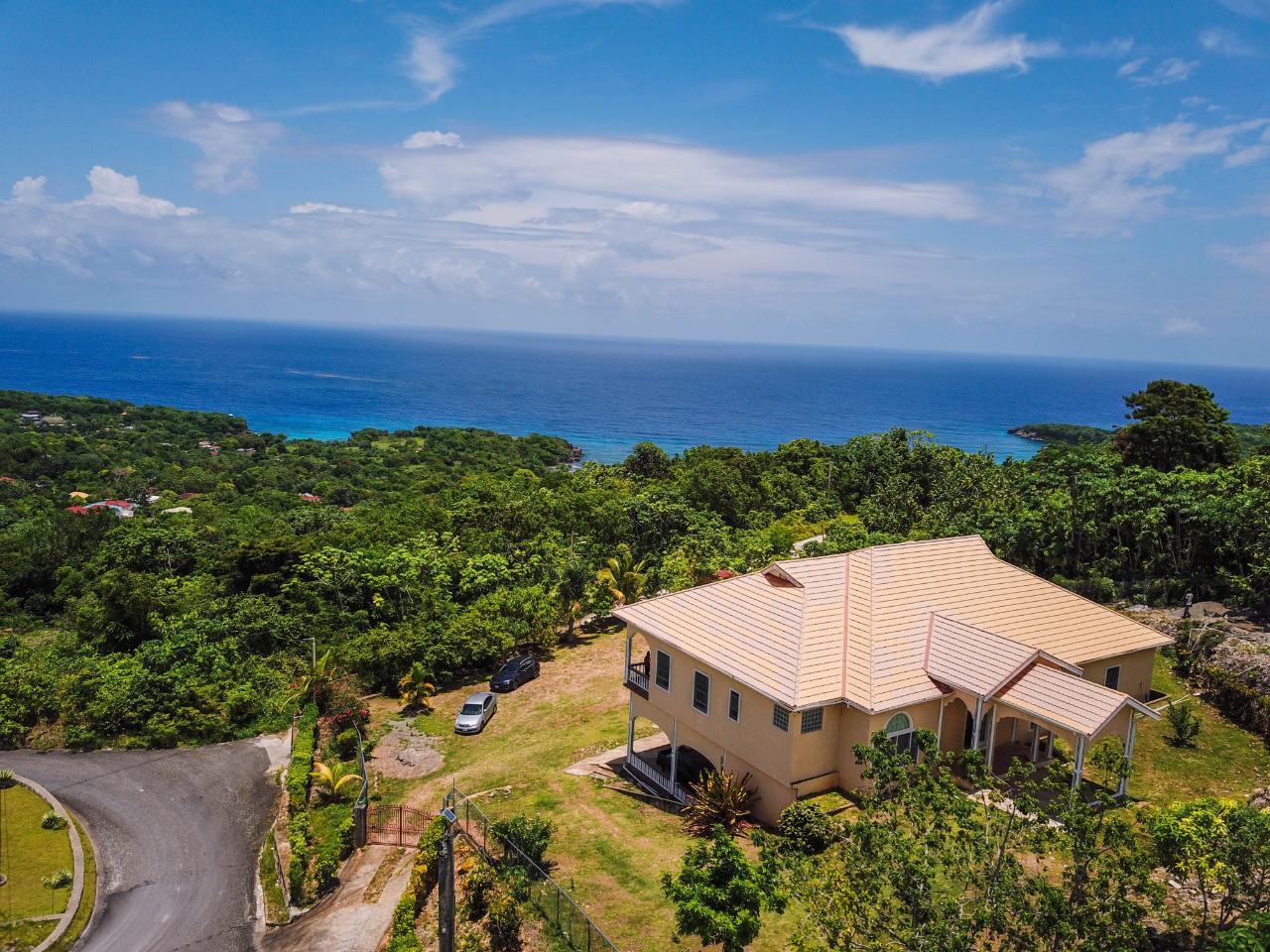 House For Sale FRIENDSHIP, FAIRY HILL, 1558 975,000 Keez