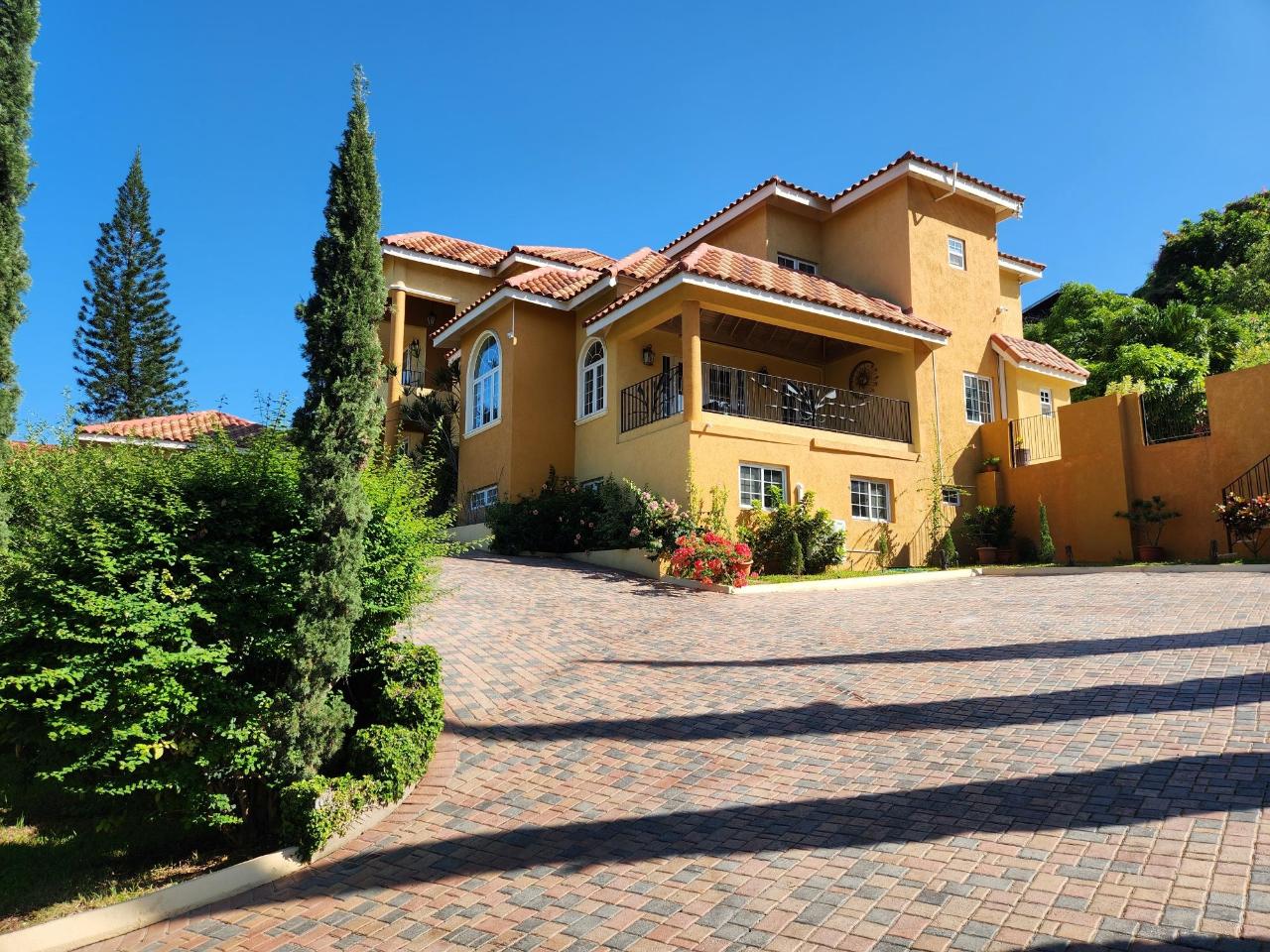 House For Rent SHENSTONE DRIVE, Kingston 6 5,300 Keez