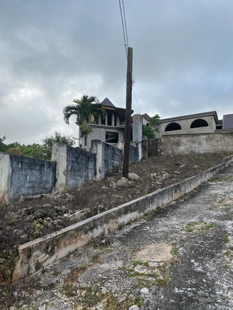 House For Sale PIMENTO MEWS, INGLESIDE,, Mandeville 54,000,000 Keez