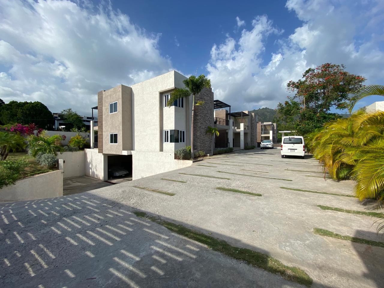 Apartment For Sale RUSSELL HEIGHTS, Kingston 8 425,000 Keez