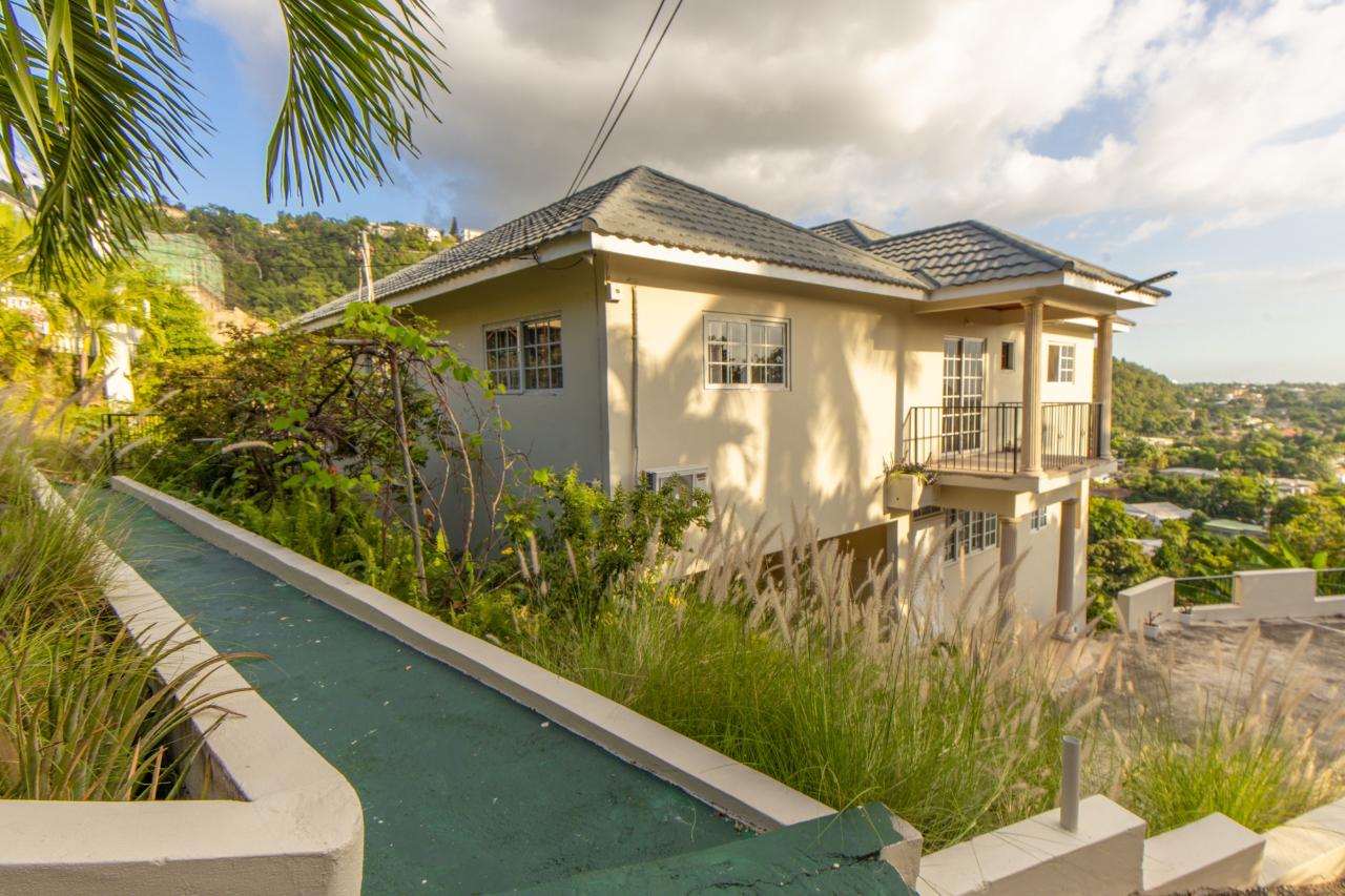 Apartment For Rent HIGHLAND CLOSE, Kingston 8 125,000 Keez